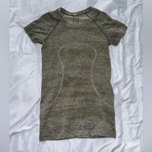 Lululemon Women’s Swiftly Tech Short-Sleeve Army Green Top (size 4)